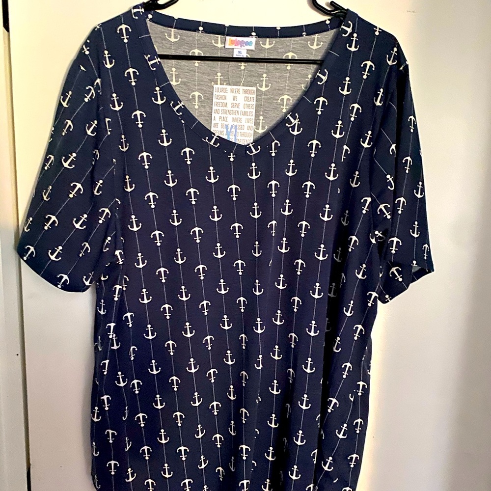 Lularoe Iris XL